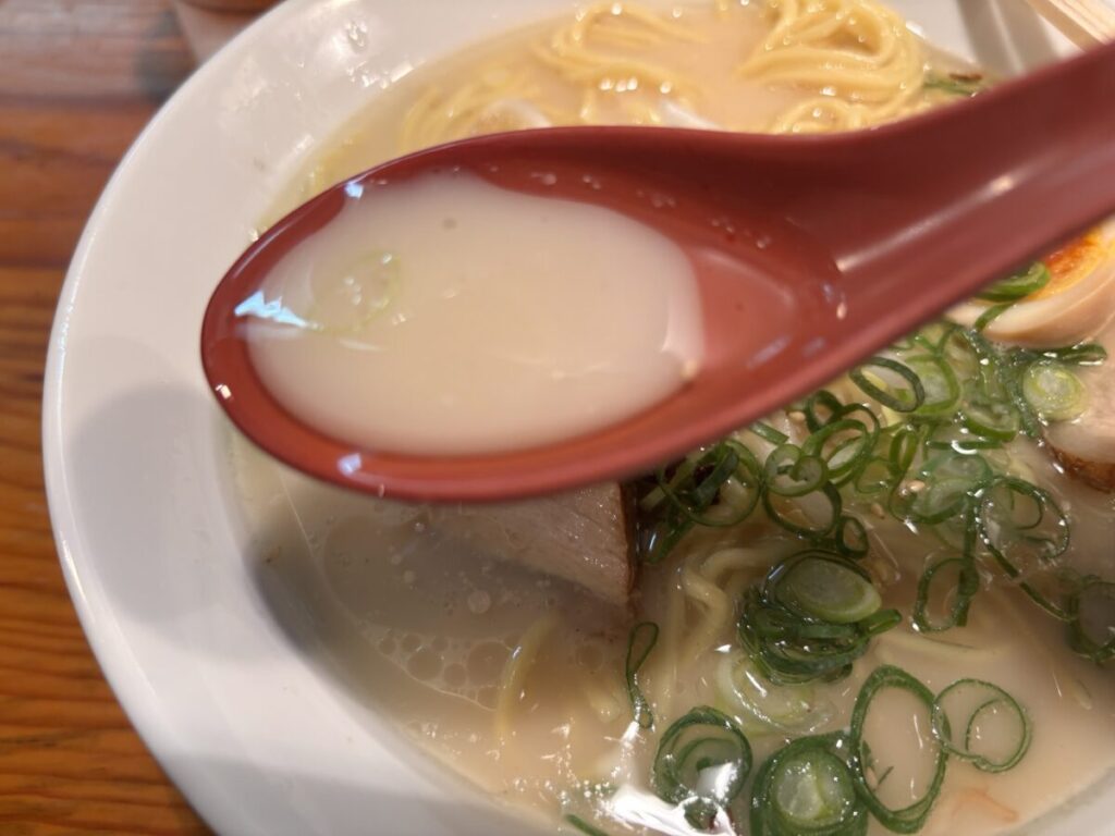 麺遊記 スープ